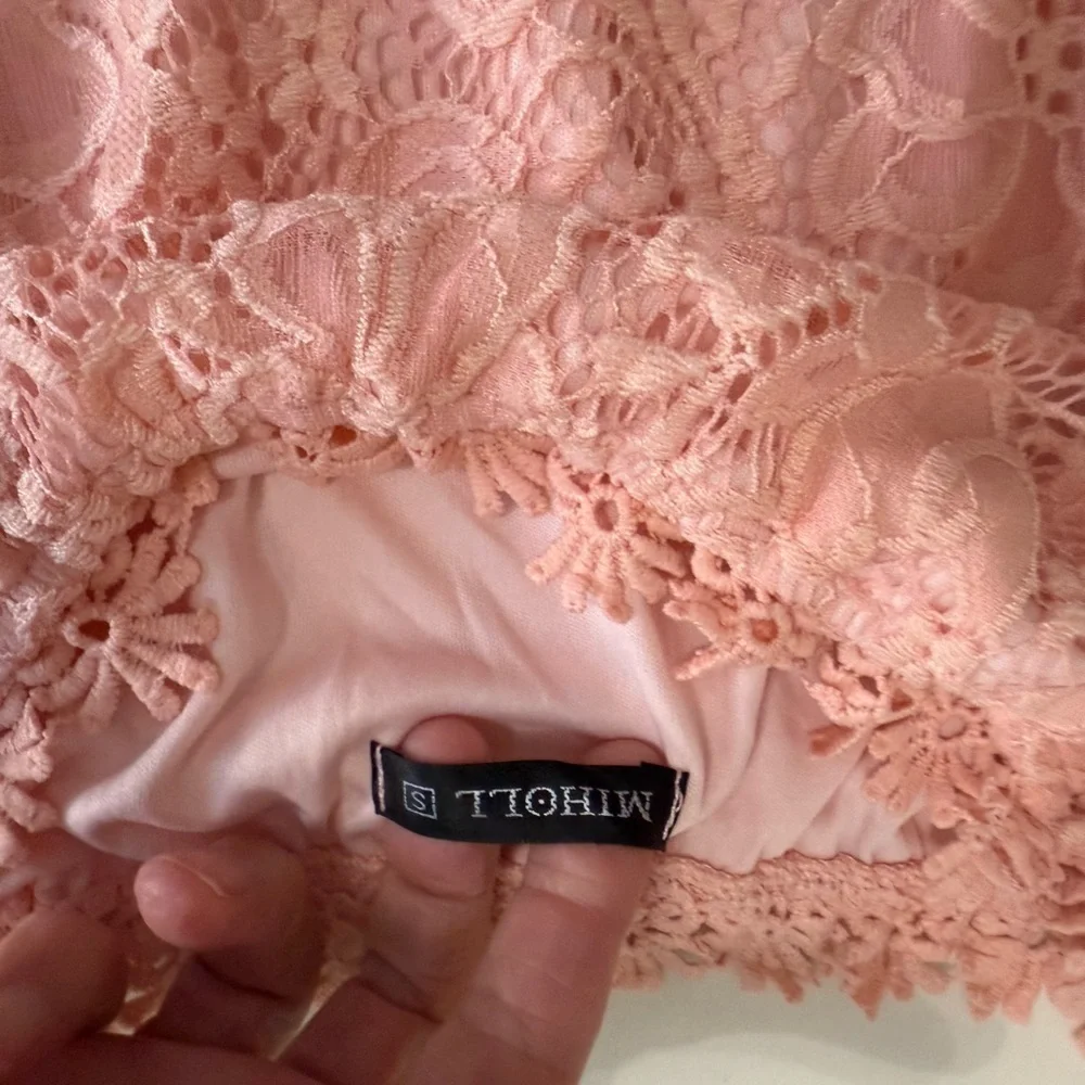 Miholl coral/pink lace top in size small - Picture 10 of 10